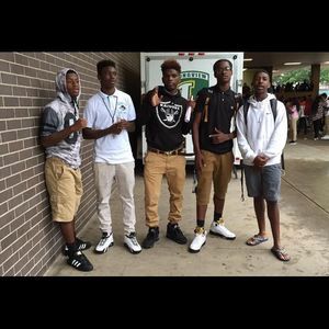 Meet your Posher, Dakiemion